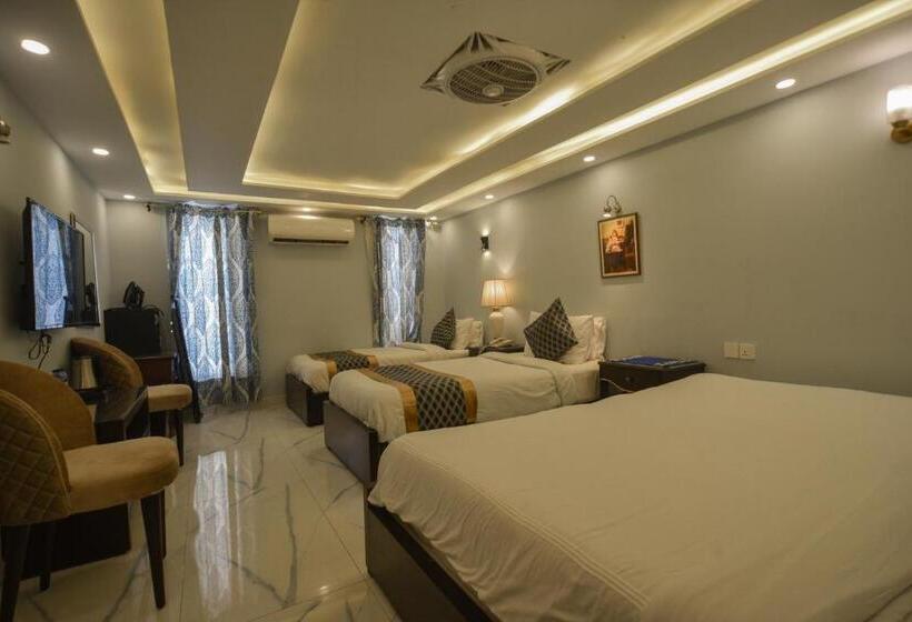 هتل Swisstel Cottage