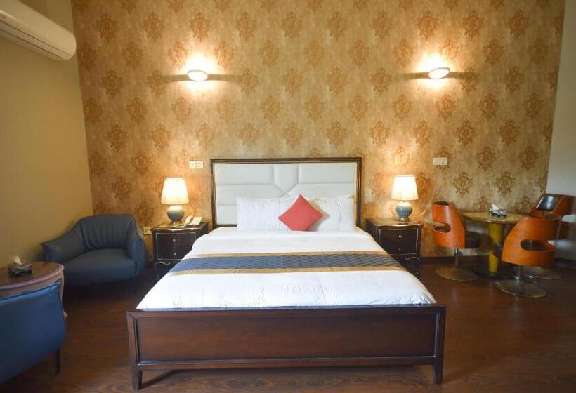 هتل Swisstel Cottage