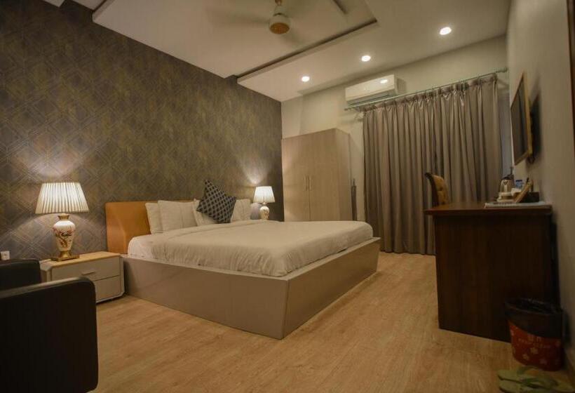 هتل Swisstel Cottage