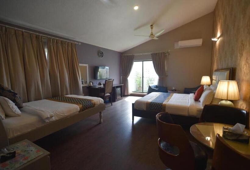 هتل Swisstel Cottage