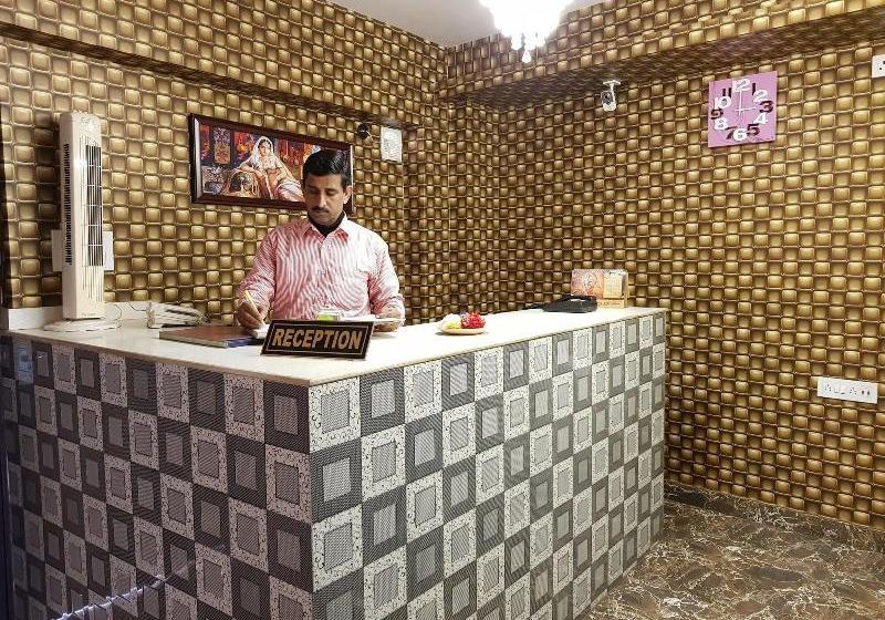 Oyo 24970 Hotel Galaxy Inn