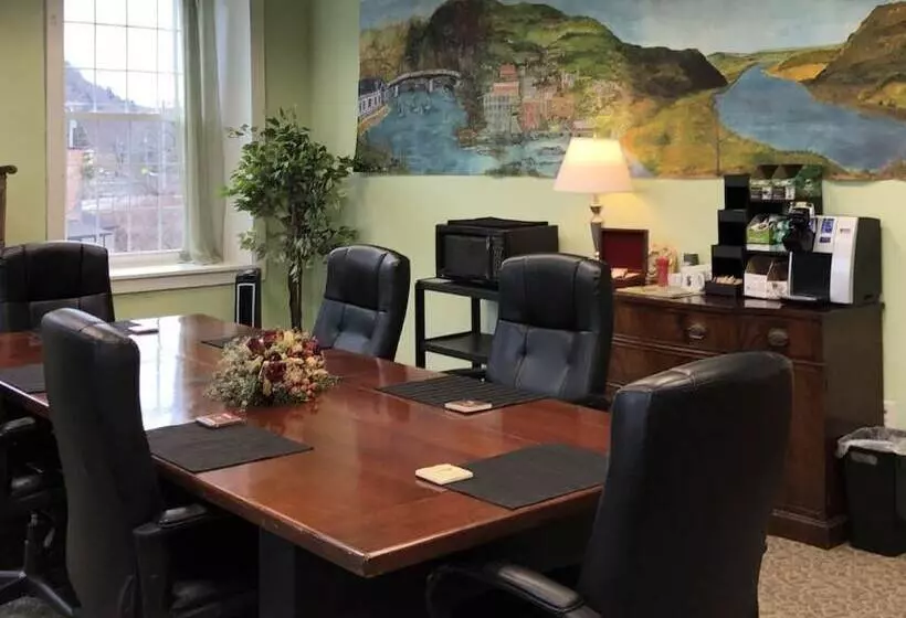 Aamiaismajoitus (B&B) The Inn At Stone Mill