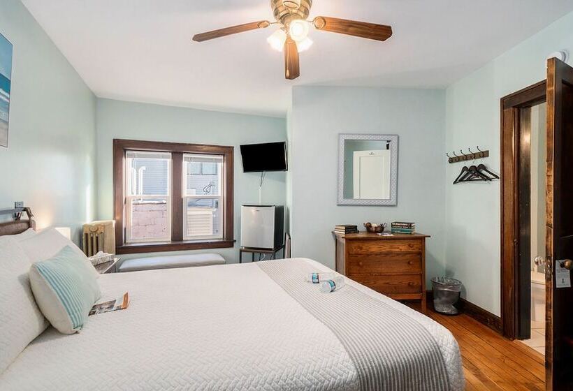 Historic Hotel Nichols