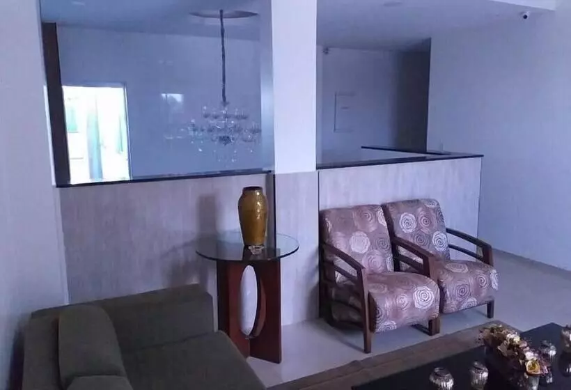 Kapselihotelli Mais Hotel Express