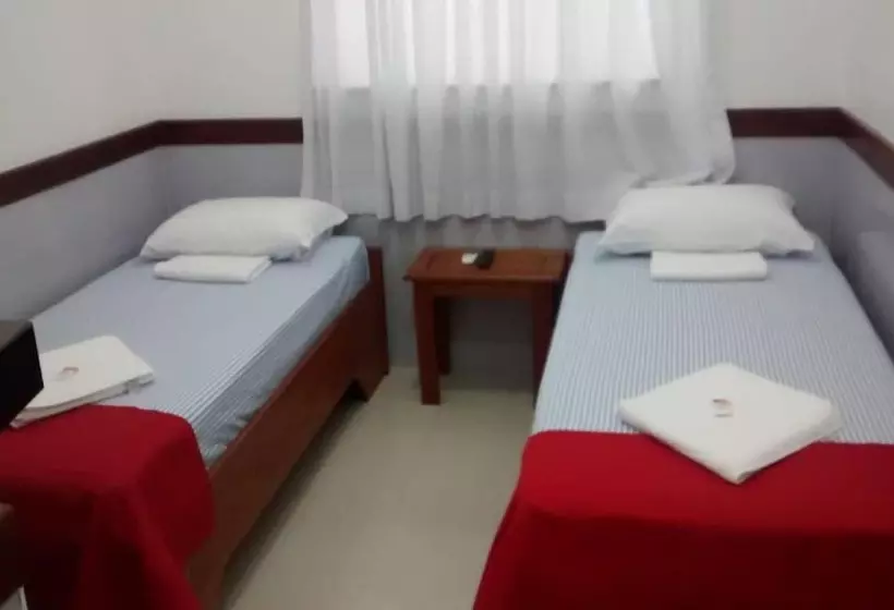 Kapselihotelli Mais Hotel Express