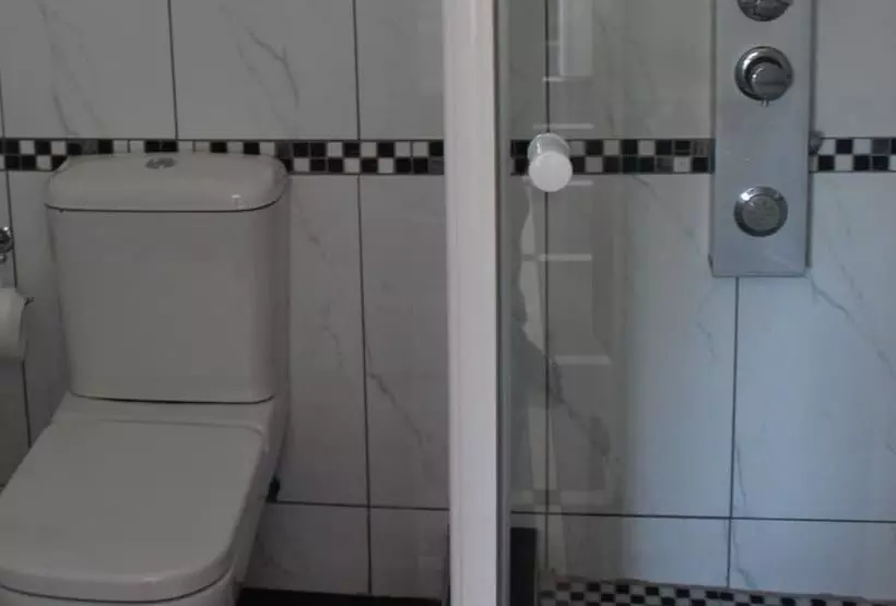 هتل Ekamuti Town Lodge