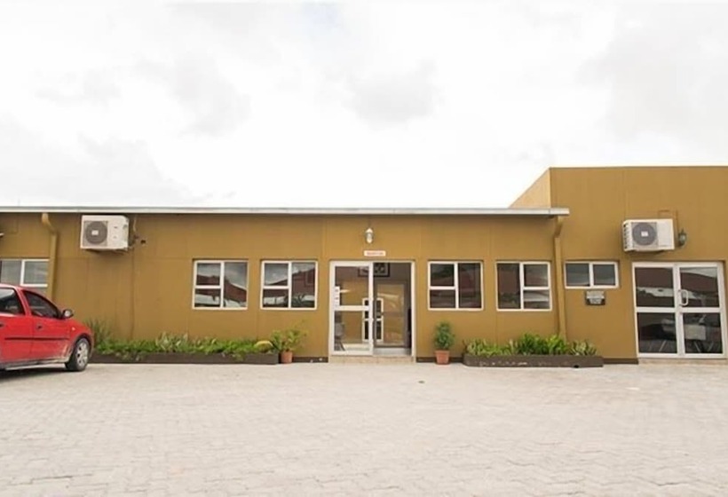 هتل Ekamuti Town Lodge