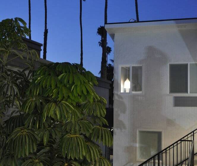 ホテル The Belmont Shore Inn