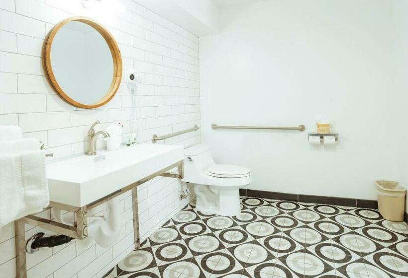 ホテル The Belmont Shore Inn