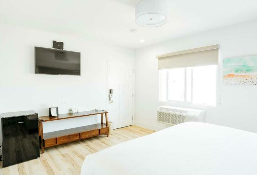 ホテル The Belmont Shore Inn