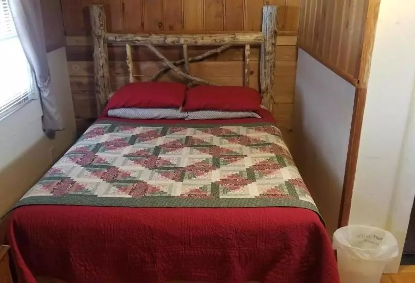 Aamiaismajoitus (B&B) Copperline Lodge