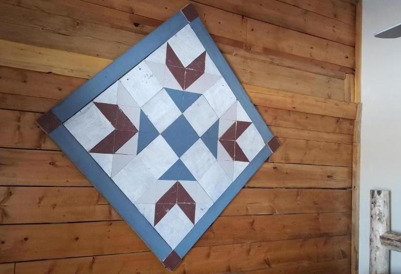 민박 Copperline Lodge