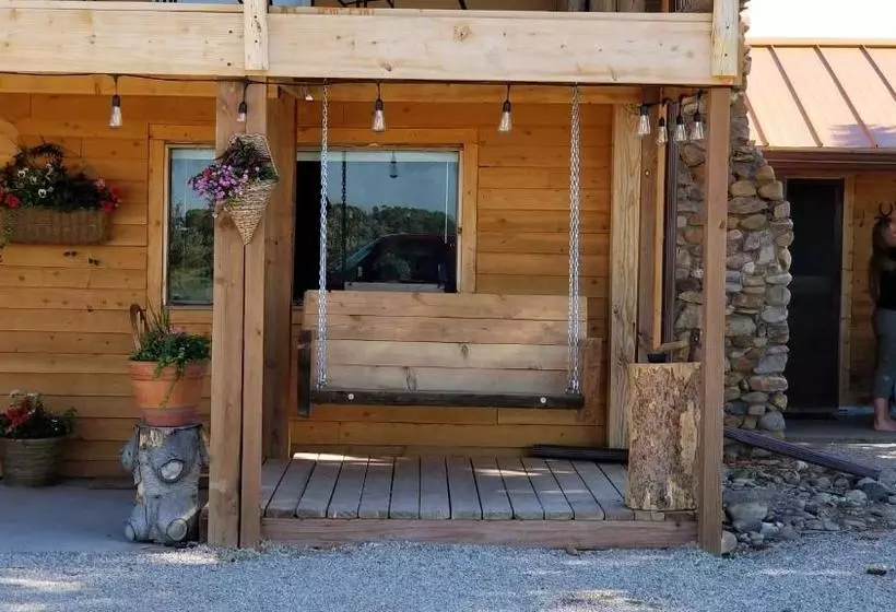 Aamiaismajoitus (B&B) Copperline Lodge