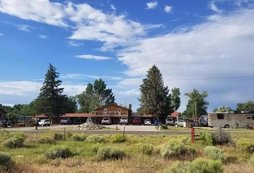 Aamiaismajoitus (B&B) Copperline Lodge