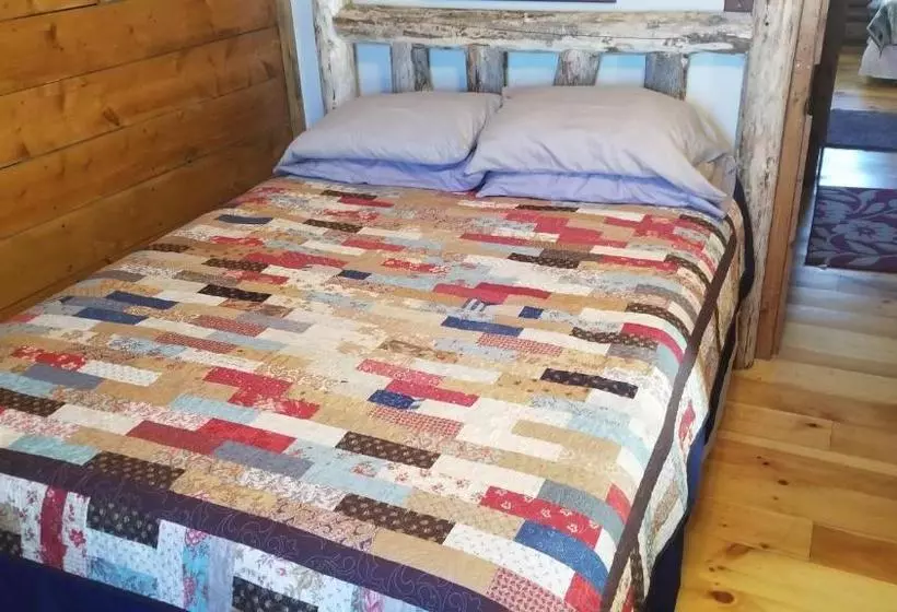 Aamiaismajoitus (B&B) Copperline Lodge