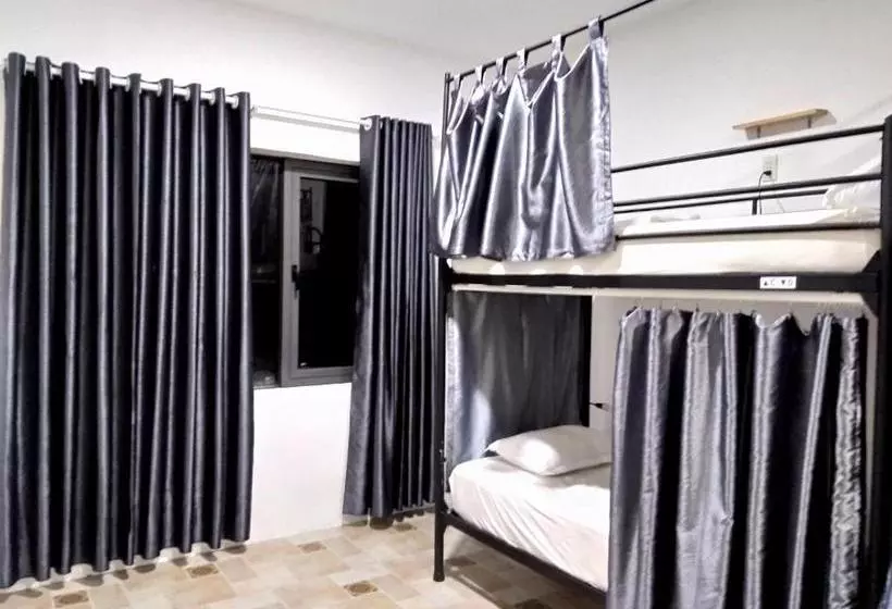 Forever Young Hostel