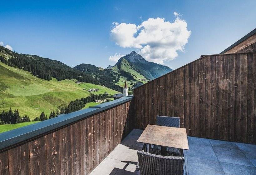 אתר נופש Alpenparks Hotel & Apartment Arlberg Warth Mit Pool