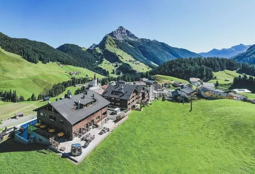 リゾートホテル Alpenparks Hotel & Apartment Arlberg Warth Mit Pool