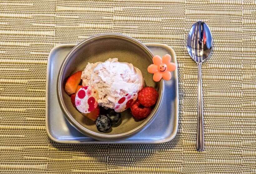 אתר נופש Alpenparks Hotel & Apartment Arlberg Warth Mit Pool