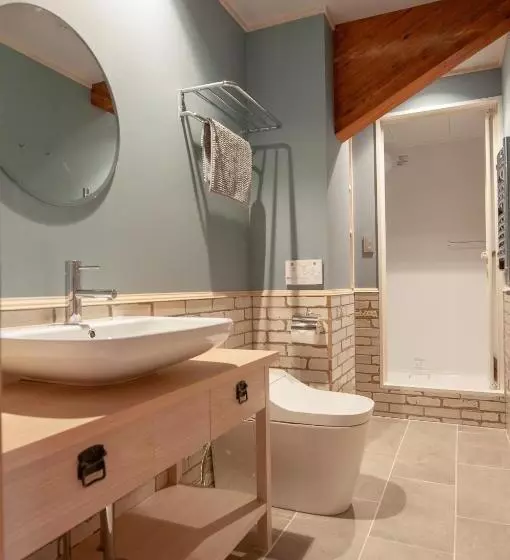 Wadano Gateway Suites & Apartments