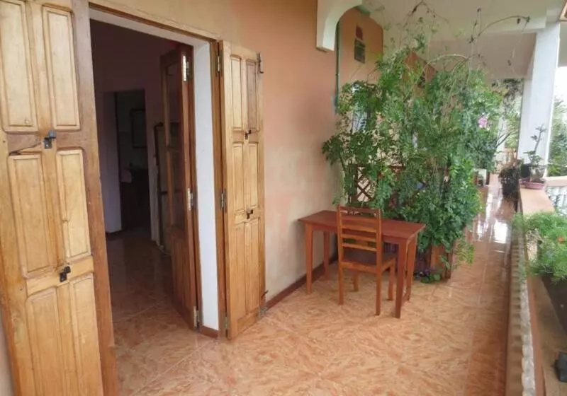 تختخواب و صبحانه Villa Malaza