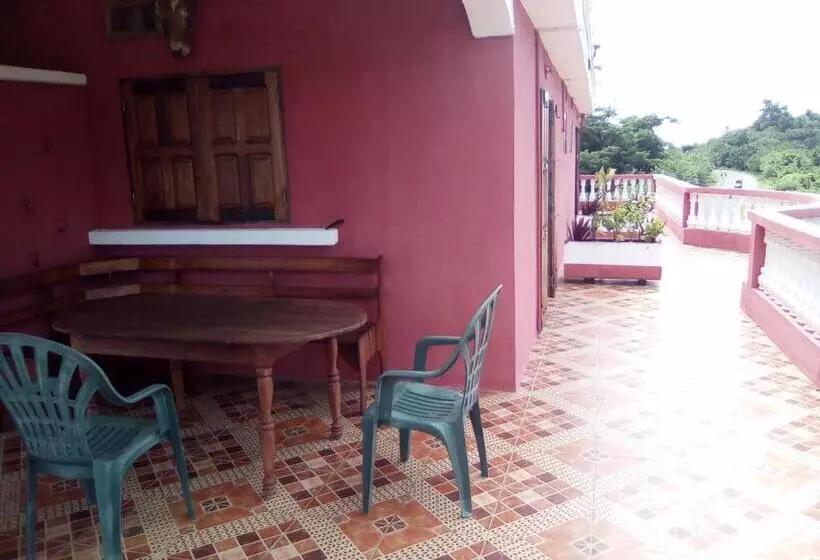 تختخواب و صبحانه Villa Malaza