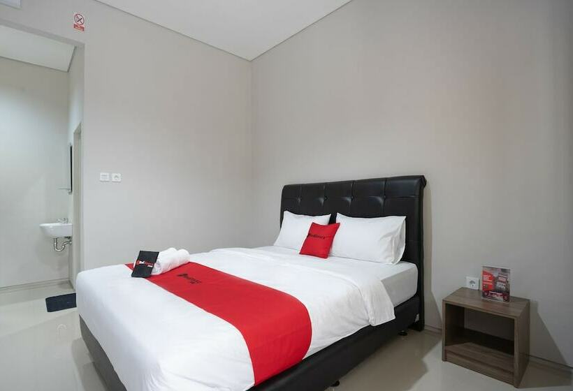 فندق Reddoorz Plus Near Jiexpo Kemayoran