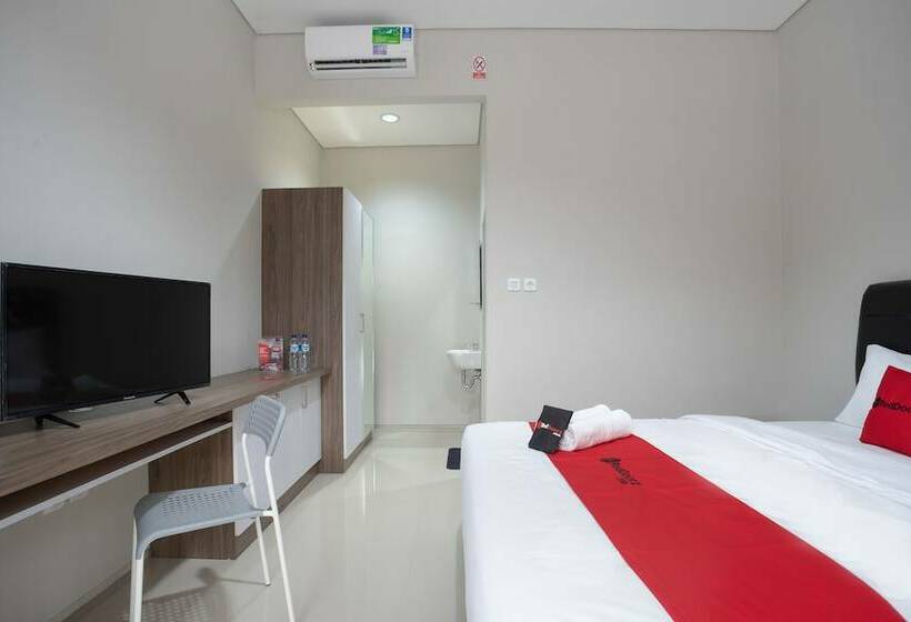 فندق Reddoorz Plus Near Jiexpo Kemayoran
