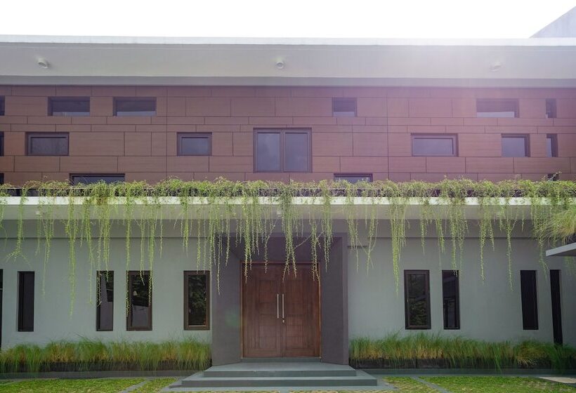 فندق Reddoorz Plus Near Jiexpo Kemayoran