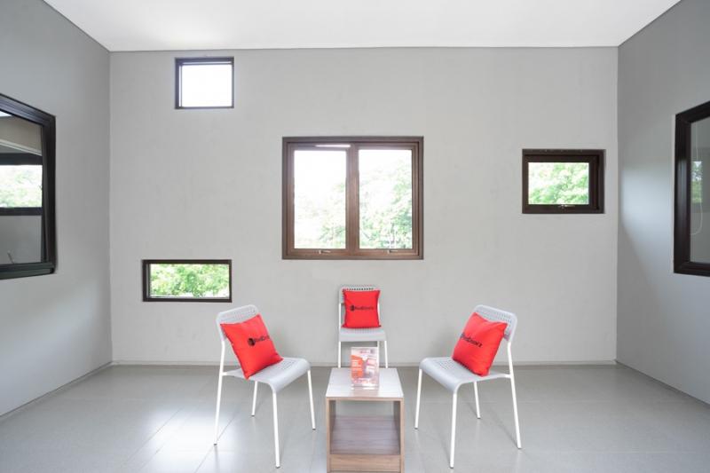 فندق Reddoorz Plus Near Jiexpo Kemayoran