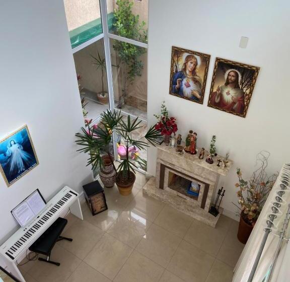 Bed and Breakfast Estadia Na Canção Nova