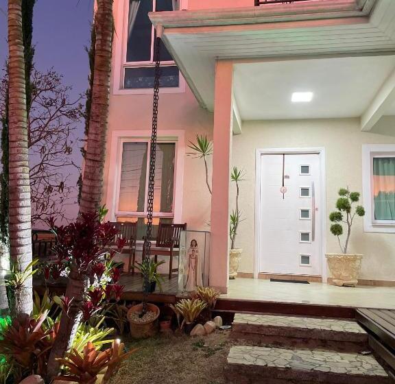 Bed and Breakfast Estadia Na Canção Nova