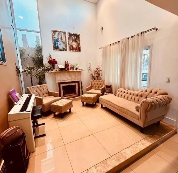 Bed and Breakfast Estadia Na Canção Nova