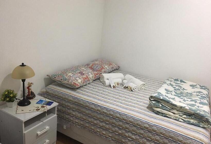 Bed and Breakfast Estadia Na Canção Nova