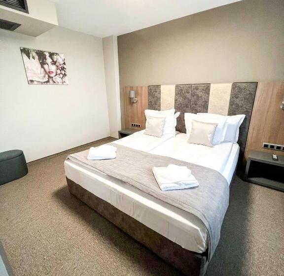 فندق Complex Jitomir