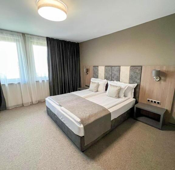 فندق Complex Jitomir