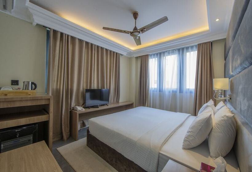 هتل Coral Grand Beach & Spa