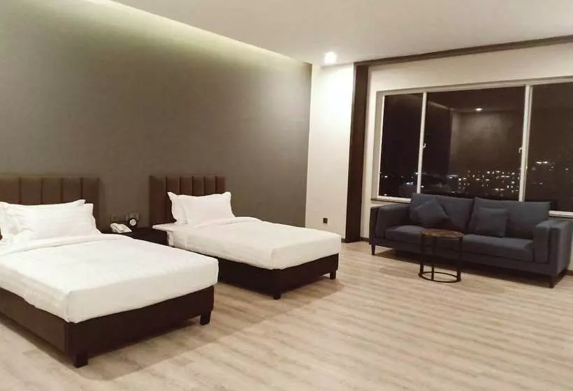 هتل Furi Times Square