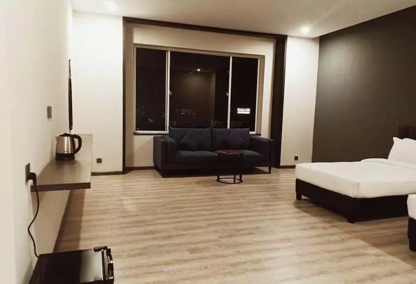 هتل Furi Times Square