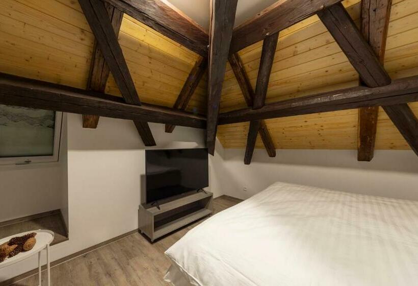 호텔 Pod Kapličkou