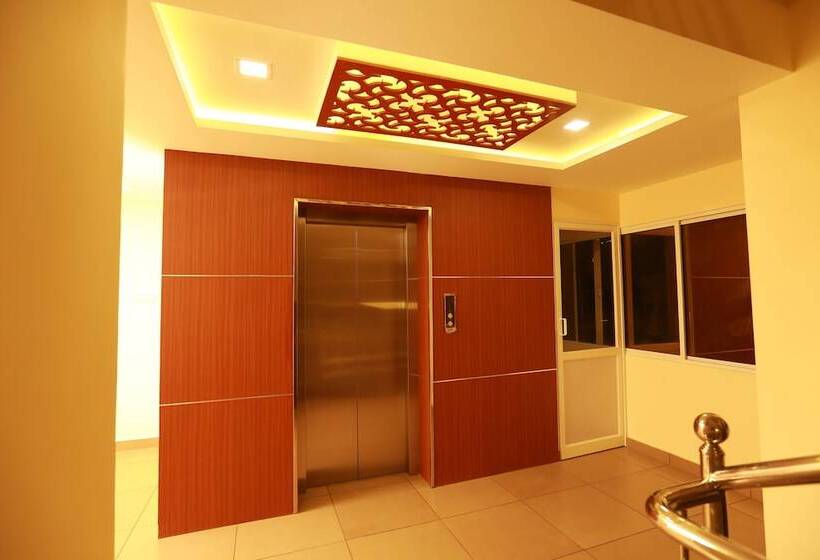 فندق The Crescent Suites