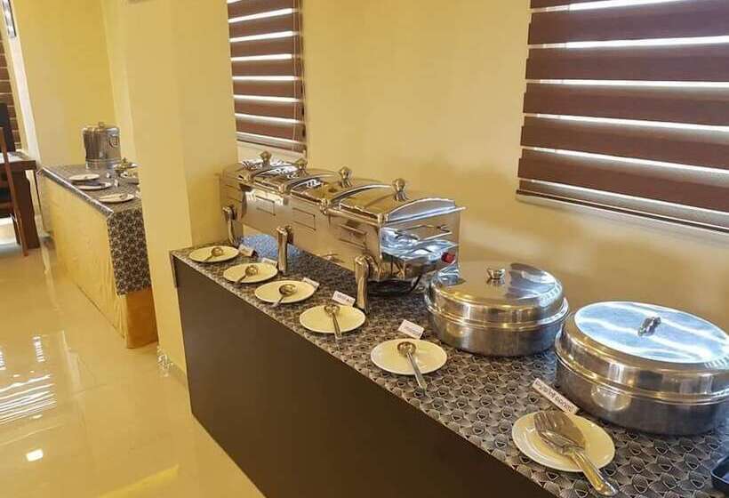 فندق The Crescent Suites