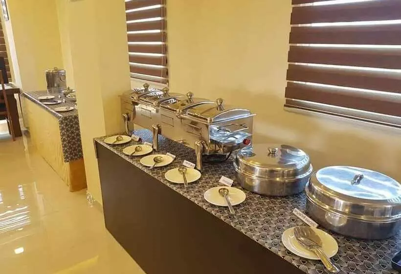 Hotelli The Crescent Suites