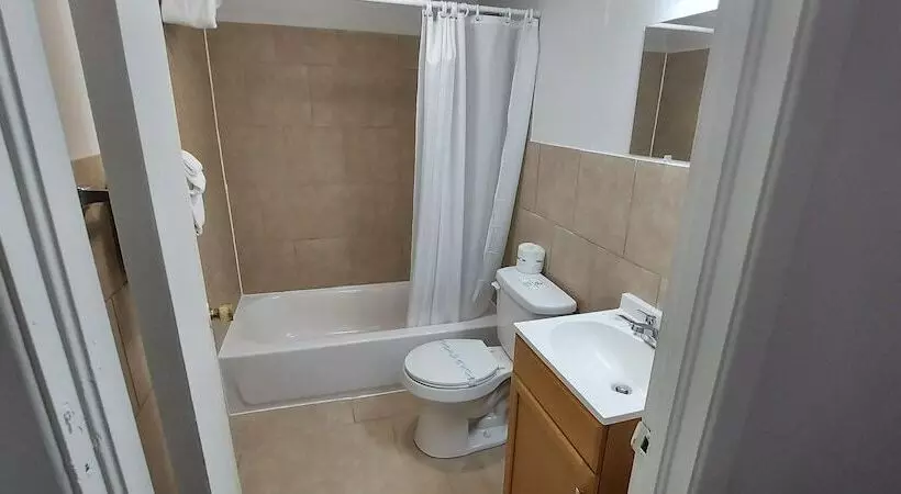 モーテル Boone Trail Inn