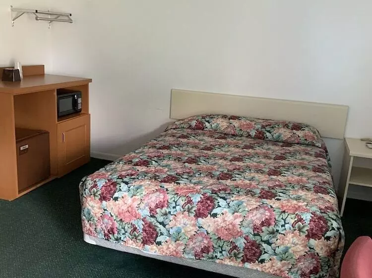 モーテル Boone Trail Inn