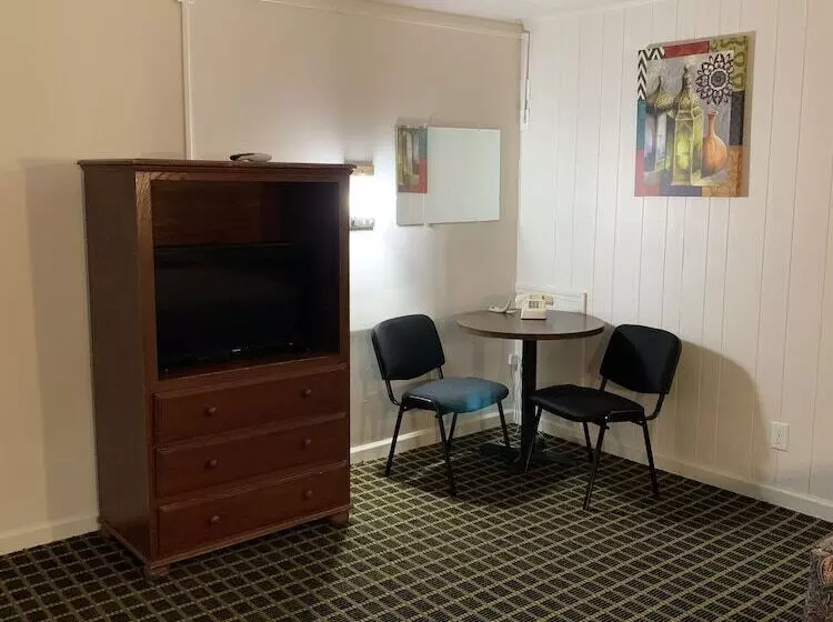 モーテル Boone Trail Inn