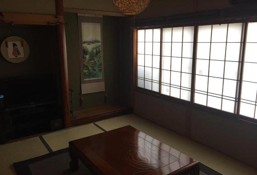 بنسيون Guest House Daisho Oshiro Asobi