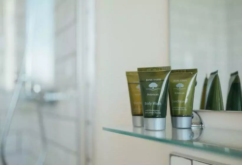 تختخواب و صبحانه The Bell Inn