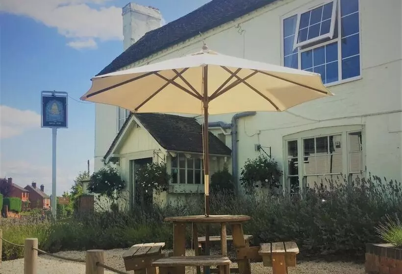 تختخواب و صبحانه The Bell Inn