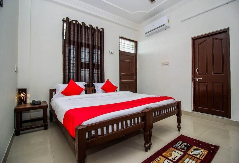 فندق Capital O 18272 Lambodar